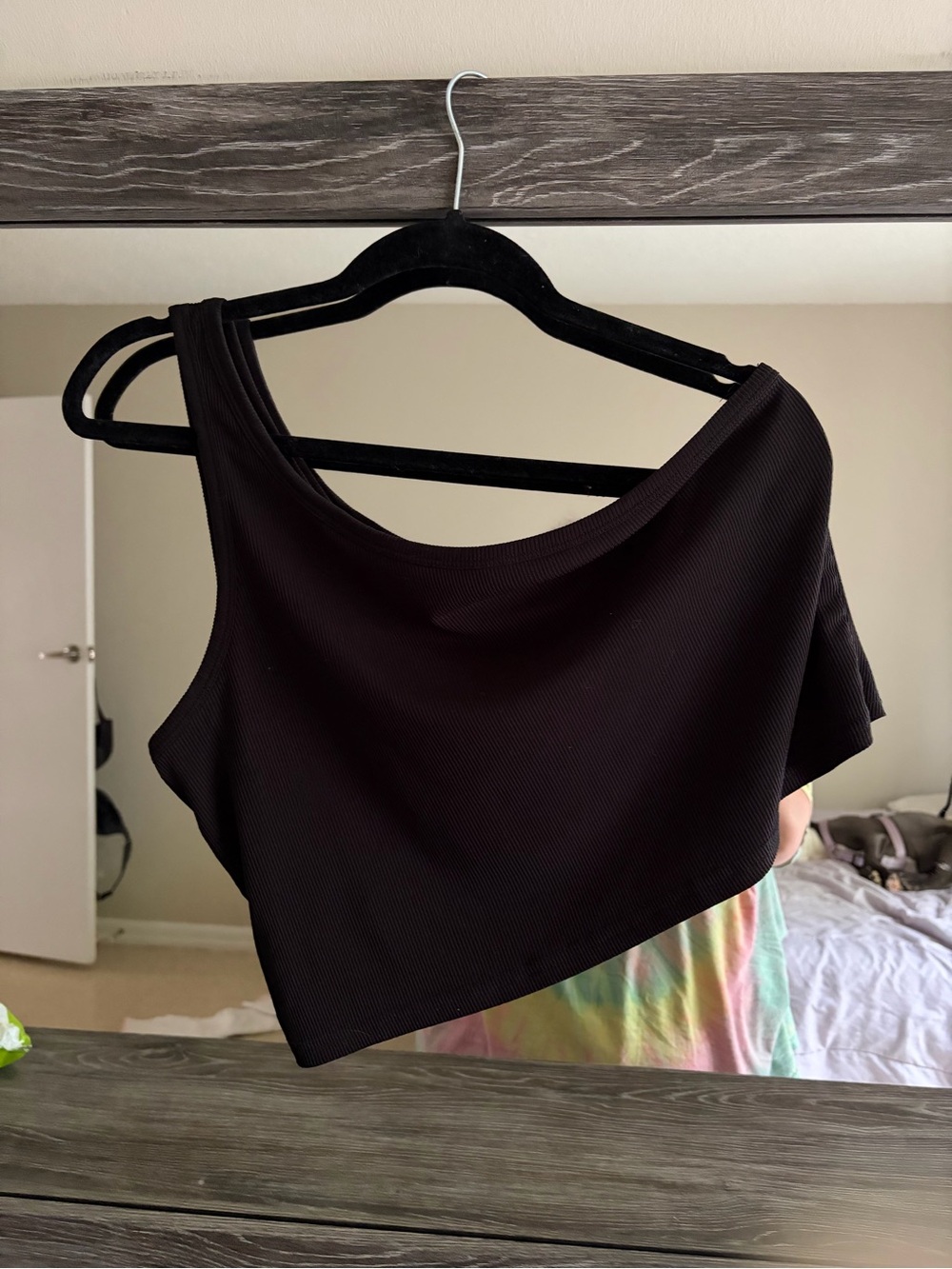 Black One-Shoulder Ribbed Crop Top